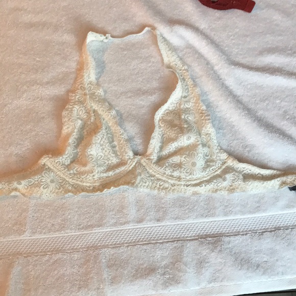 Lace braletts 32c - Picture 4 of 5